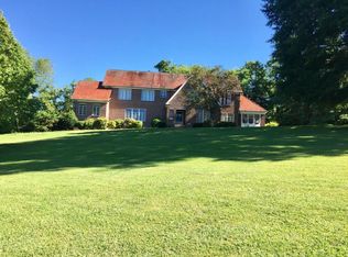 5620 Crestwood Dr, Knoxville, TN 37914