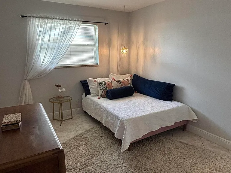 510 Prosperity Farms Rd #8B — Photo 7