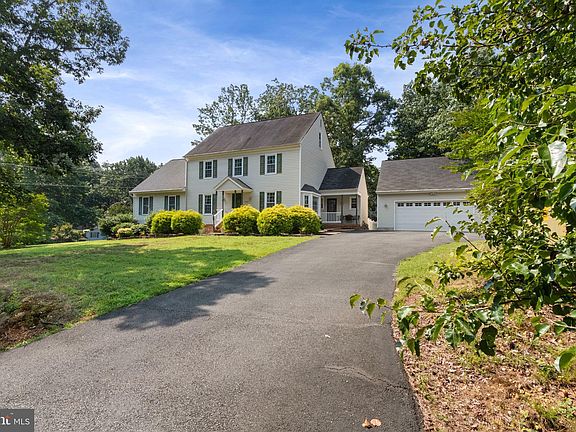 4th image of 4400 Hilltop Ct