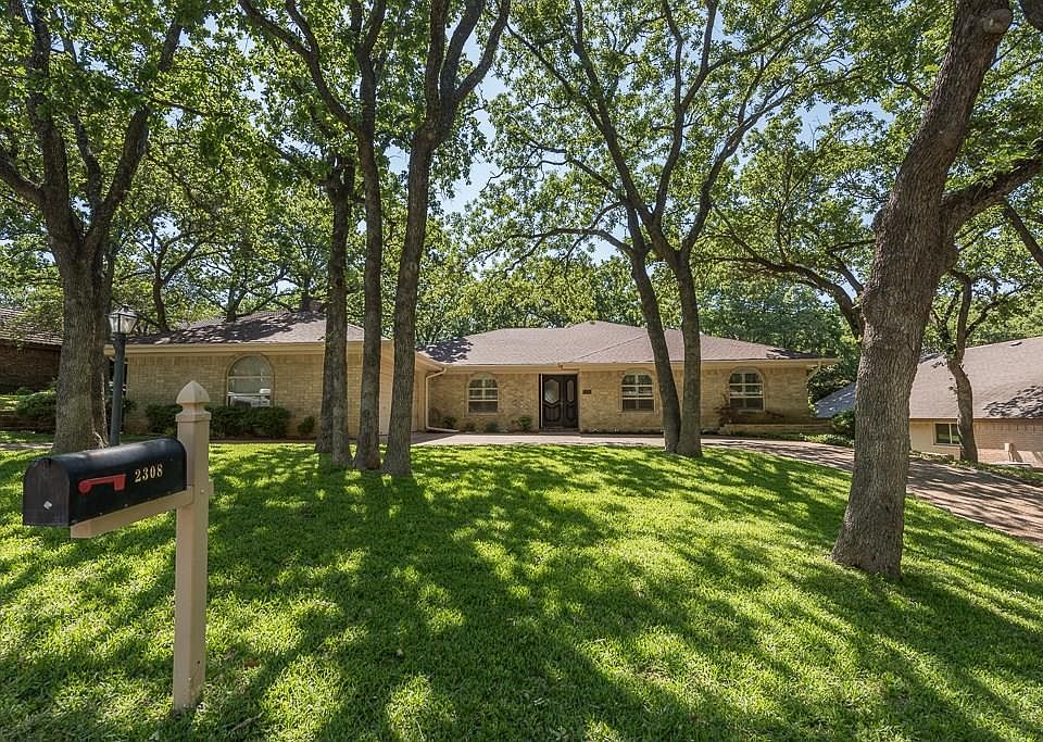 1st image of 2308 Shadydale Dr