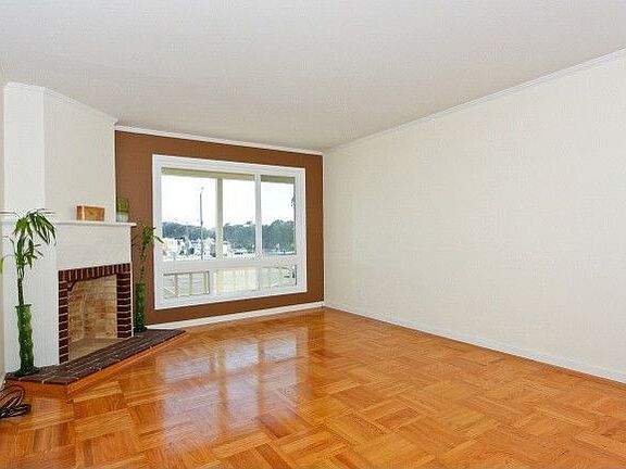 5th image of 2120 Sloat Blvd