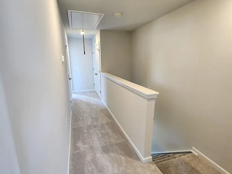 2431 Kasota Ln — Photo 29
