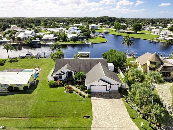 13361 Marquette Blvd, Fort Myers, FL 33905