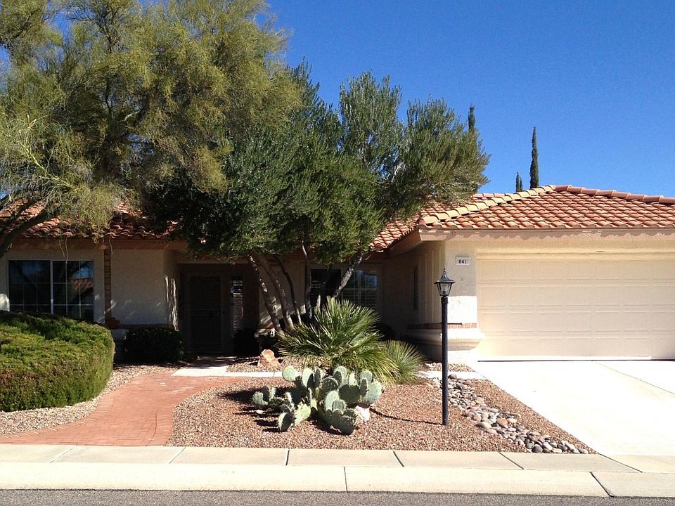 1st image of 841 E Desert Glen Dr