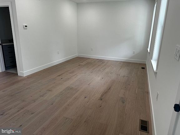 5th image of 111 N Shady Retreat Rd