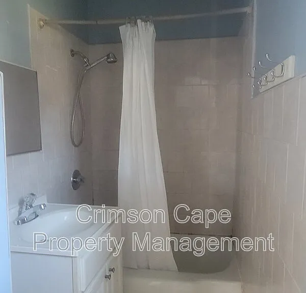 110 Madison St #1 — Photo 14