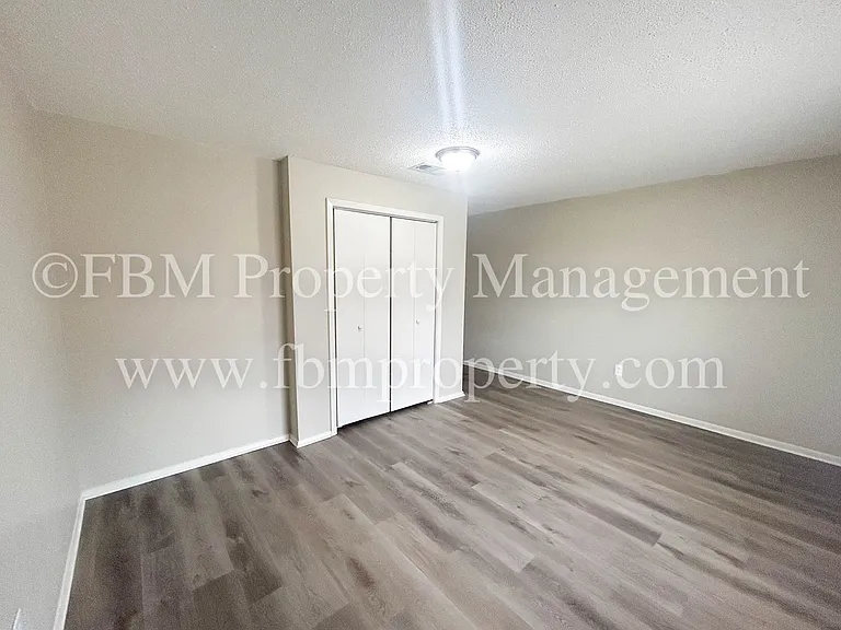 101 W Latimer St #A — Photo 9