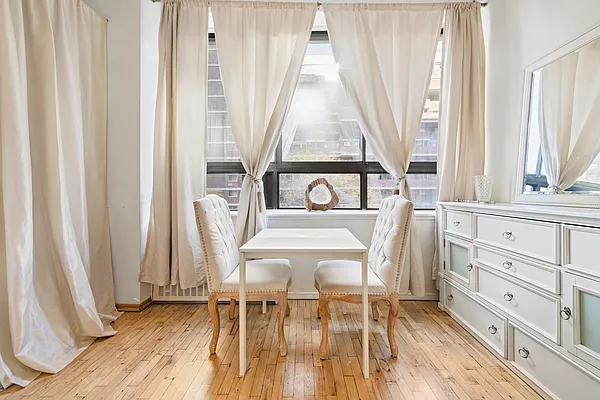 Sold by Compass | media 2