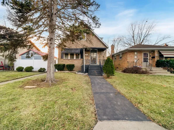 14446 Des Plaines St, Harvey, IL 60426