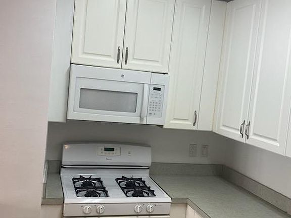 5th image of 47 Davis Ave #A1