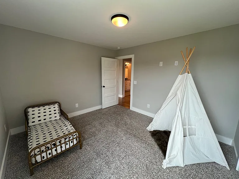 1909 Rhonda Dr — Photo 27