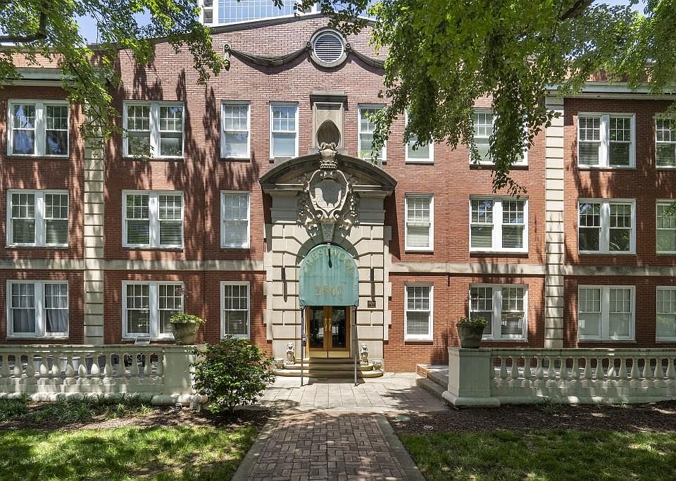 1st image of 2840 Peachtree Rd NW APT 406