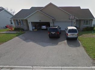 209 W Westward Dr, Elkhorn, WI