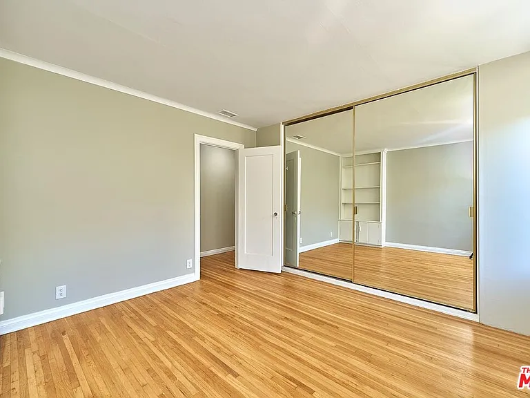 429 S Orange Dr — Photo 26