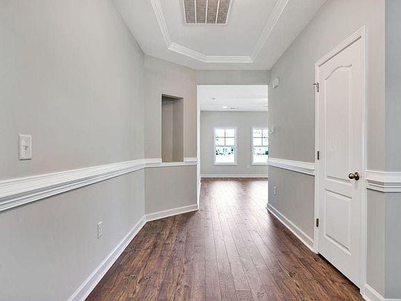 242 Board Landing Circle-04 Compressed