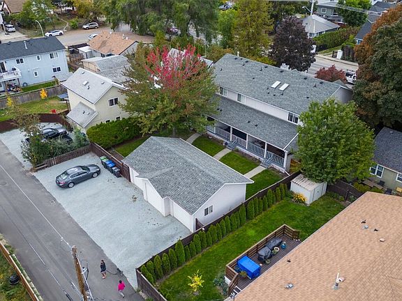 2nd image of 2419 Richter St