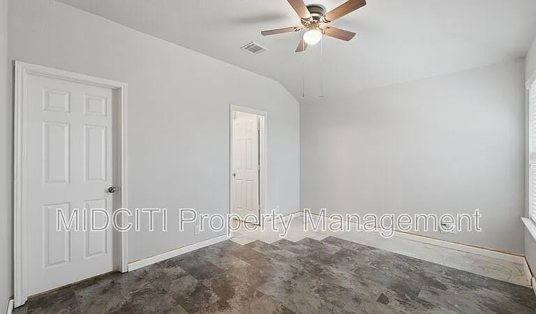 3414 Zachary St — Photo 19