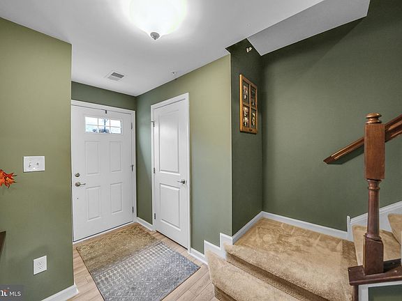 4th image of 1839 Honeysuckle Ct