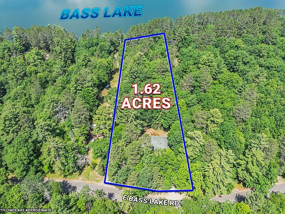3rd image of 1465 E Bass Lake Rd