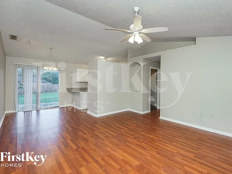 797 Chestnut Ave — Photo 6