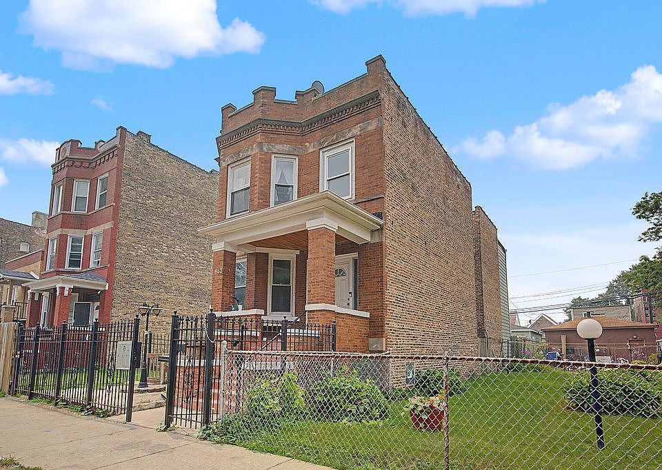 1st image of 852 N Springfield Ave