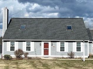 49 Whittier Meadows Dr UNIT 49, Amesbury, MA 01913