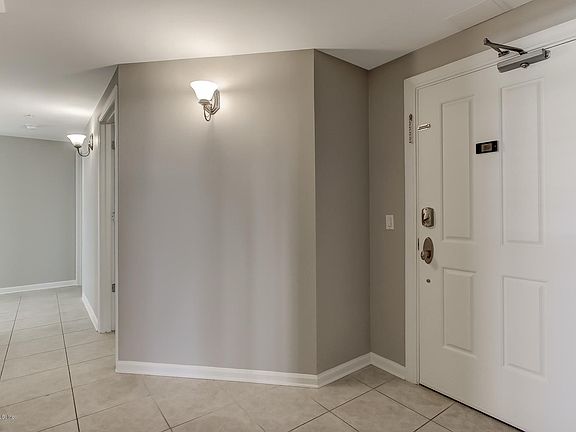 3rd image of 1415 N 1st St #901