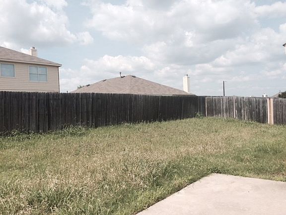 3rd image of 1032 Twin Brooks Dr