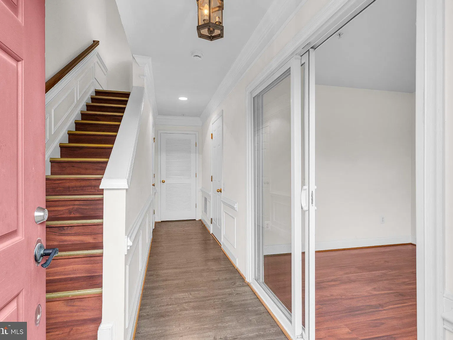 3 bed, 1.5 bath, 1439 sqft, $3,000 — Photo 4