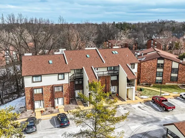 3111 Broken Oak Dr APT A, Saint Louis, MO 63129