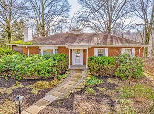 1903 Hampstead Dr, Pittsburgh, PA 15235