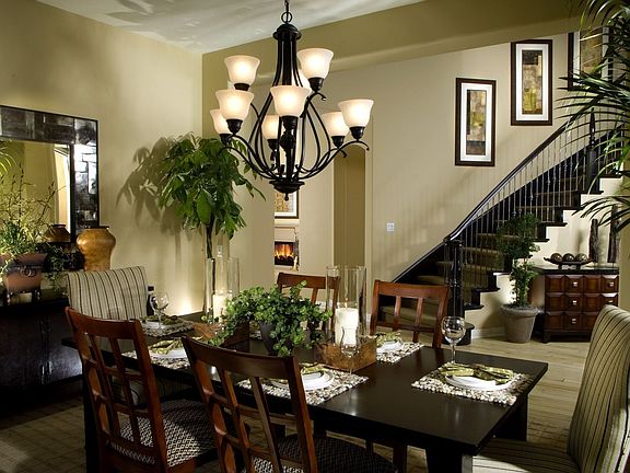 dining room of model home