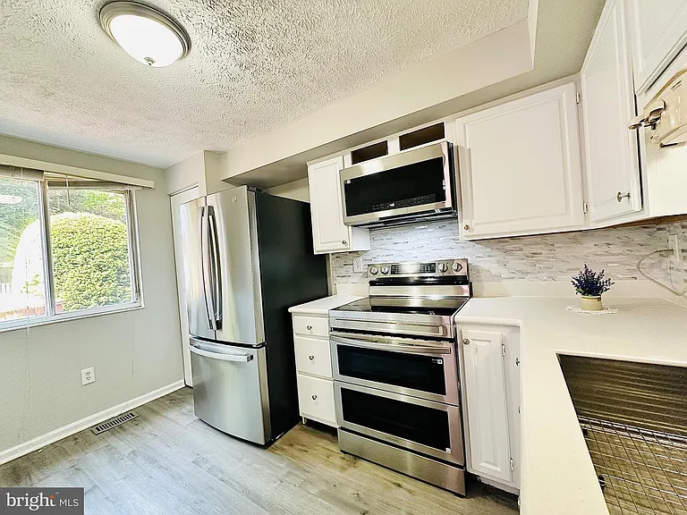 51 Chins Ct — Photo 6