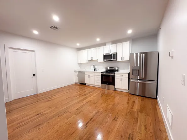 515 Broadway #301, Lawrence, MA 01841