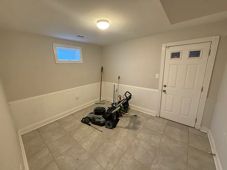 28 Walnut St NW — Photo 34