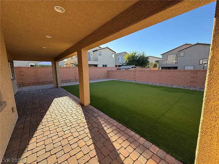 7318 Tunnel View Ct — Photo 15