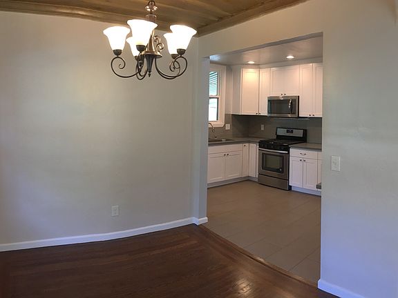 4th image of 859 El Dorado Way