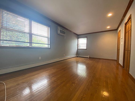 5th image of 33 Ormond Pl