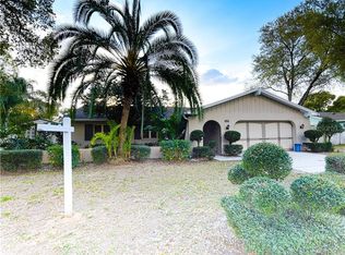 1806 Oakhurst St, Brandon, FL 33511