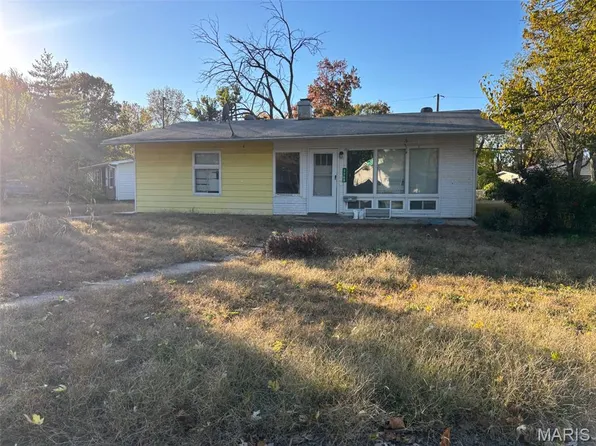 2209 Elm Ave, Granite City, IL 62040
