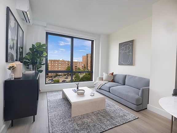 5th image of 69-65 Yellowstone Blvd #405