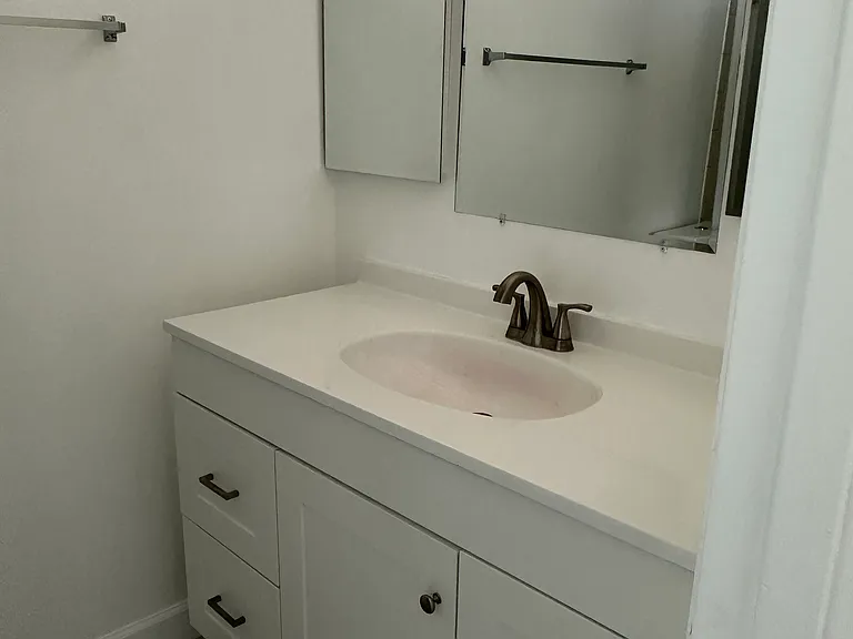 142 S Delano St #3 — Photo 9