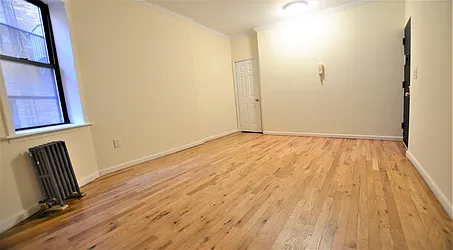 Rented by Manhattan Realty Group