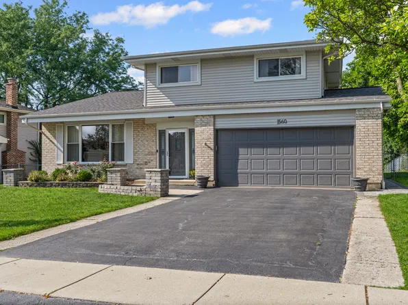 1560 W Goldengate Dr, Addison, IL 60101