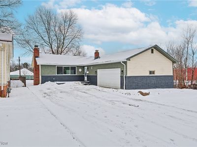 24600 Picone Ln, Bedford Heights, OH, 44146