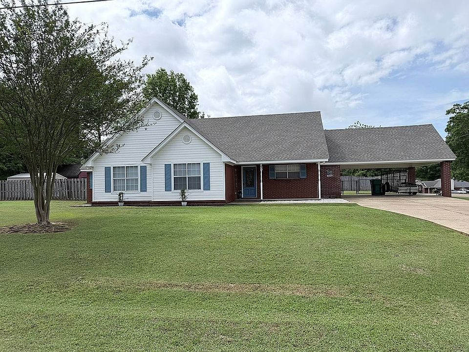 1st image of 41 Whitley Rd