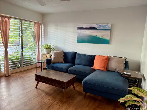 1707 Anapuni St APT 4, Honolulu, HI 96822