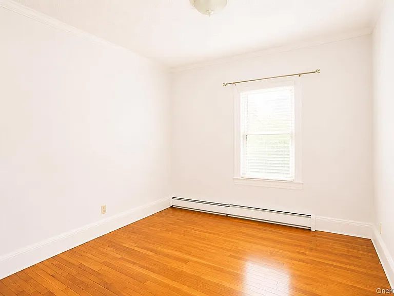 15 W Walnut St — Photo 12