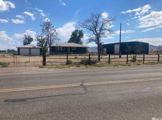 29 Campbell Ln, Yerington, NV 89447