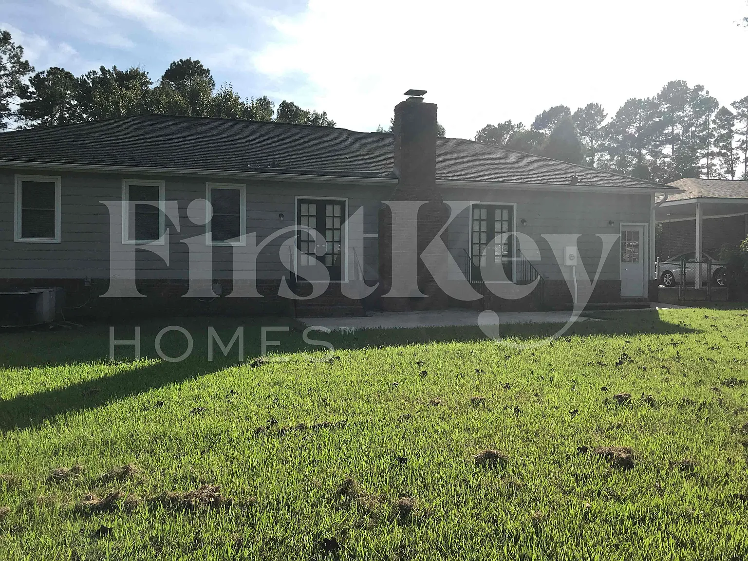 3 bed, 2.0 bath, 1435 sqft, $2,230 — Photo 2